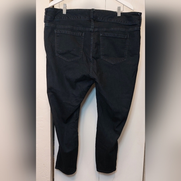 Torrid Dark Wash Button Front Jeggings size 22S Jeans Denim Stretch Soft Comfy - Picture 9 of 10